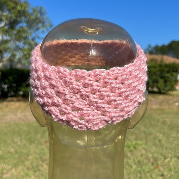 New hand crafted pink headband - Picture 3 of 8